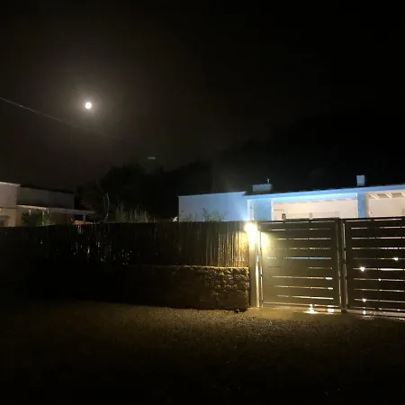 Il Marchese In Piscina *
